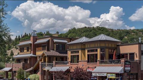 Waterside Village Townhomes Exterior